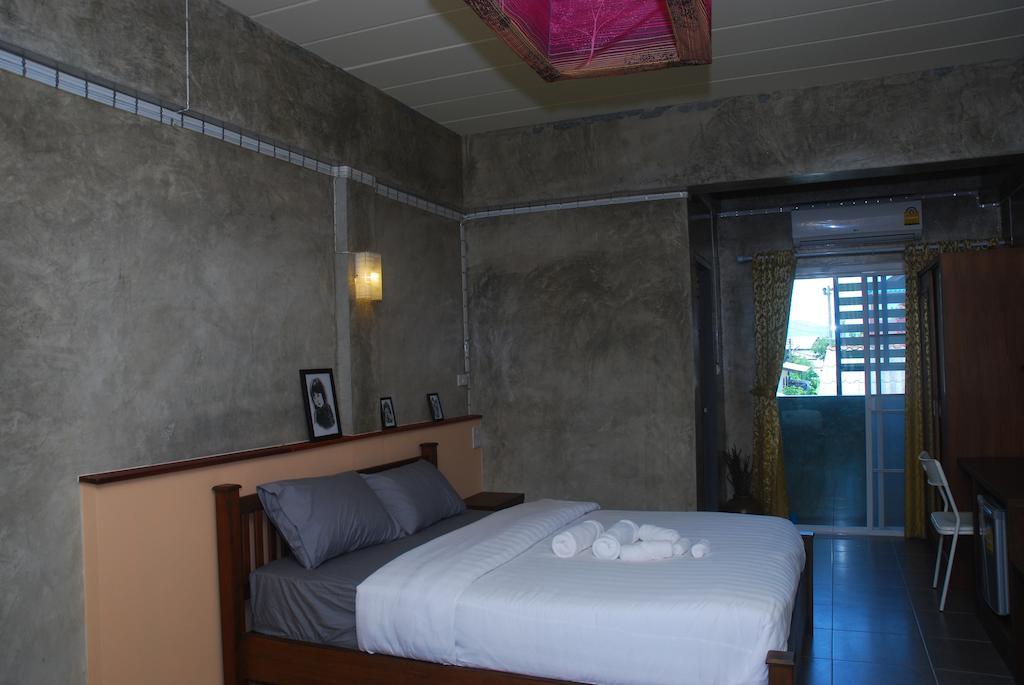 Hotel Bann Pin Kaew Chiang Rai Habitación foto